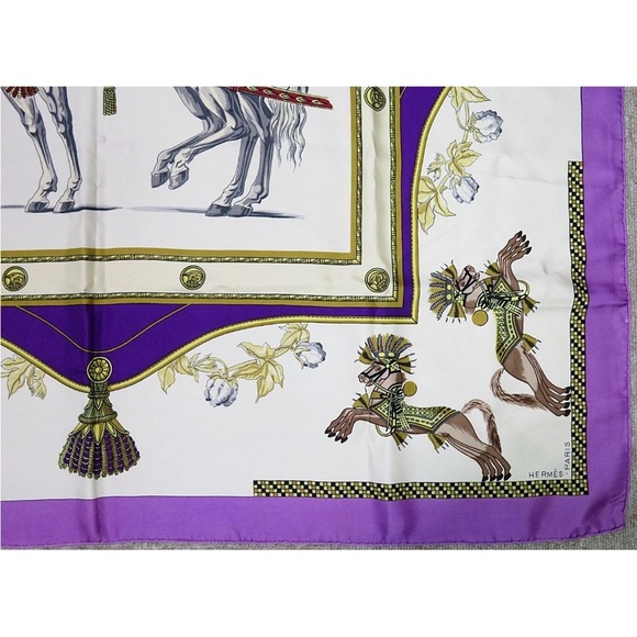 Elegant Purple and White Equestrian Scarf - Picture 6 of 11